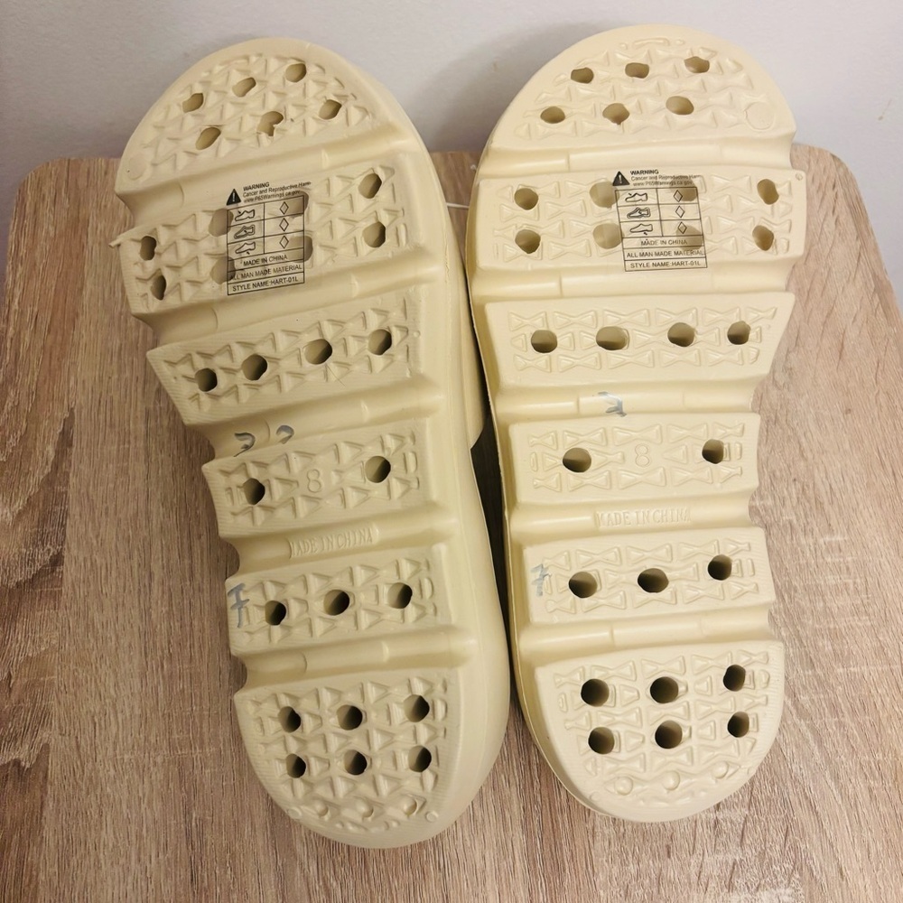 American Exchange Cream Platform Shoes Slides - Picture 9 of 10
